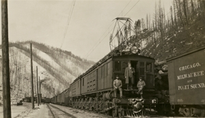 Locomotive 10223 at Avery