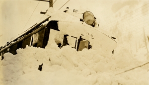 Loco 10101 in slide near Kyle